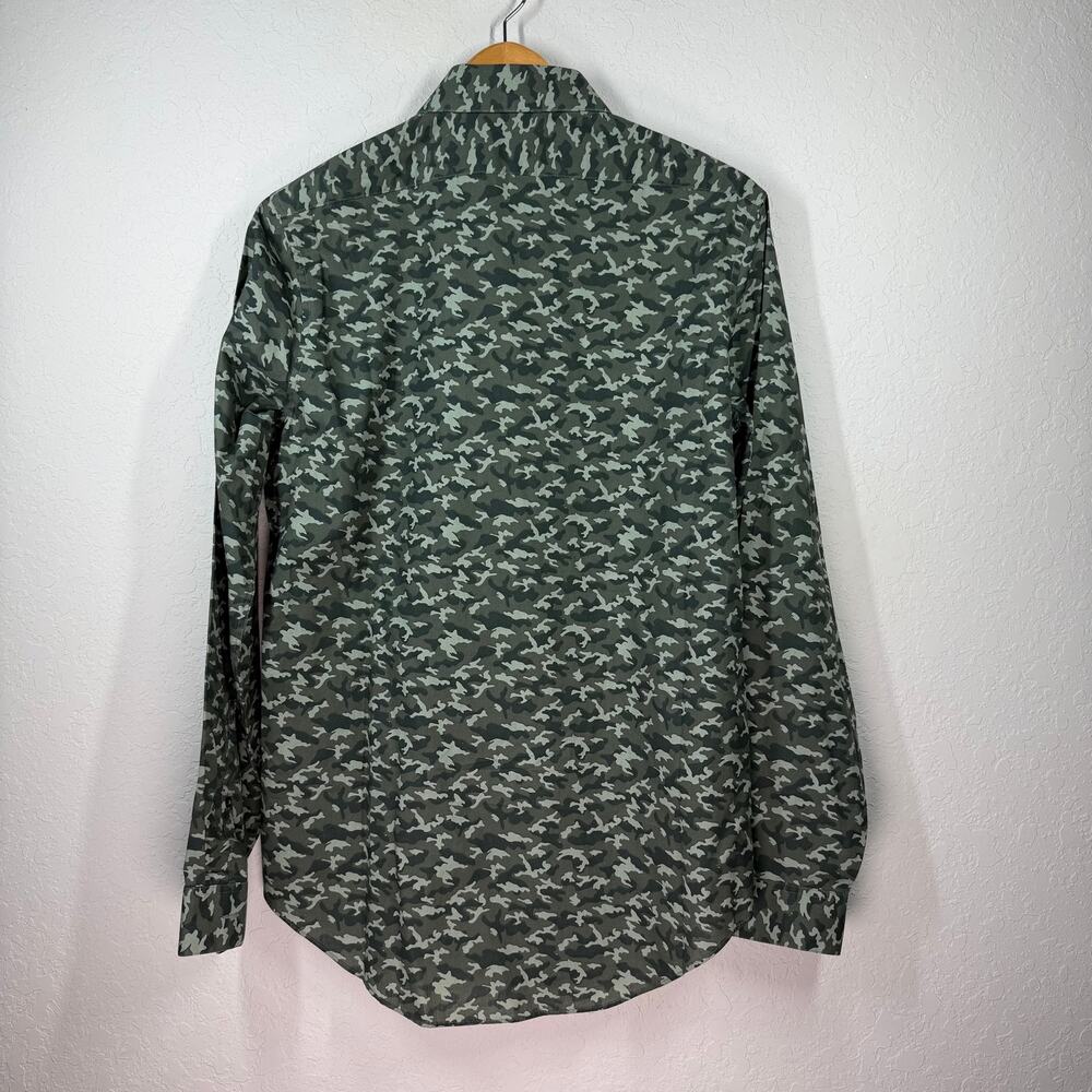 Men's Calvin Klein Slim Fit‎ Camouflage Button Down Shirt Size Medium - Picture 8 of 8